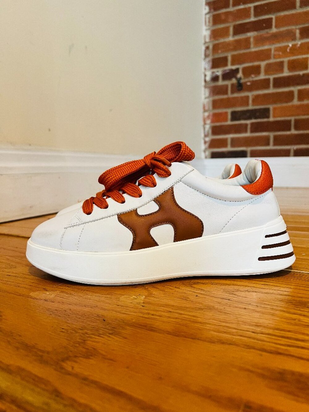 Hogan Rebel Sneakers Pelle Bianca Bordeaux Platform Nuove Size 39 US Size 9